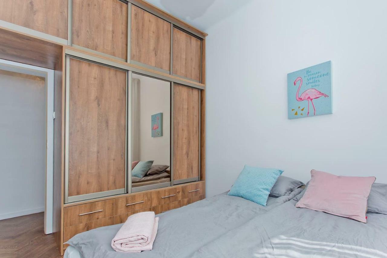 Luxury And Comfortable- Golden Apartments- Royal Street ワルシャワ エクステリア 写真